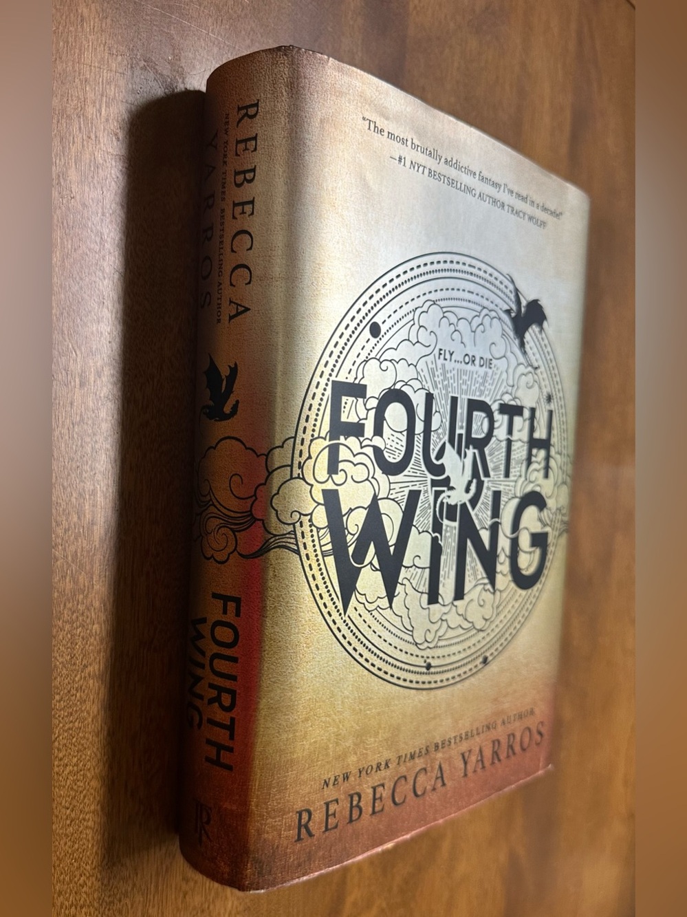 Rebecca Yarros - Fourth Wing (First Edition Hardcover)